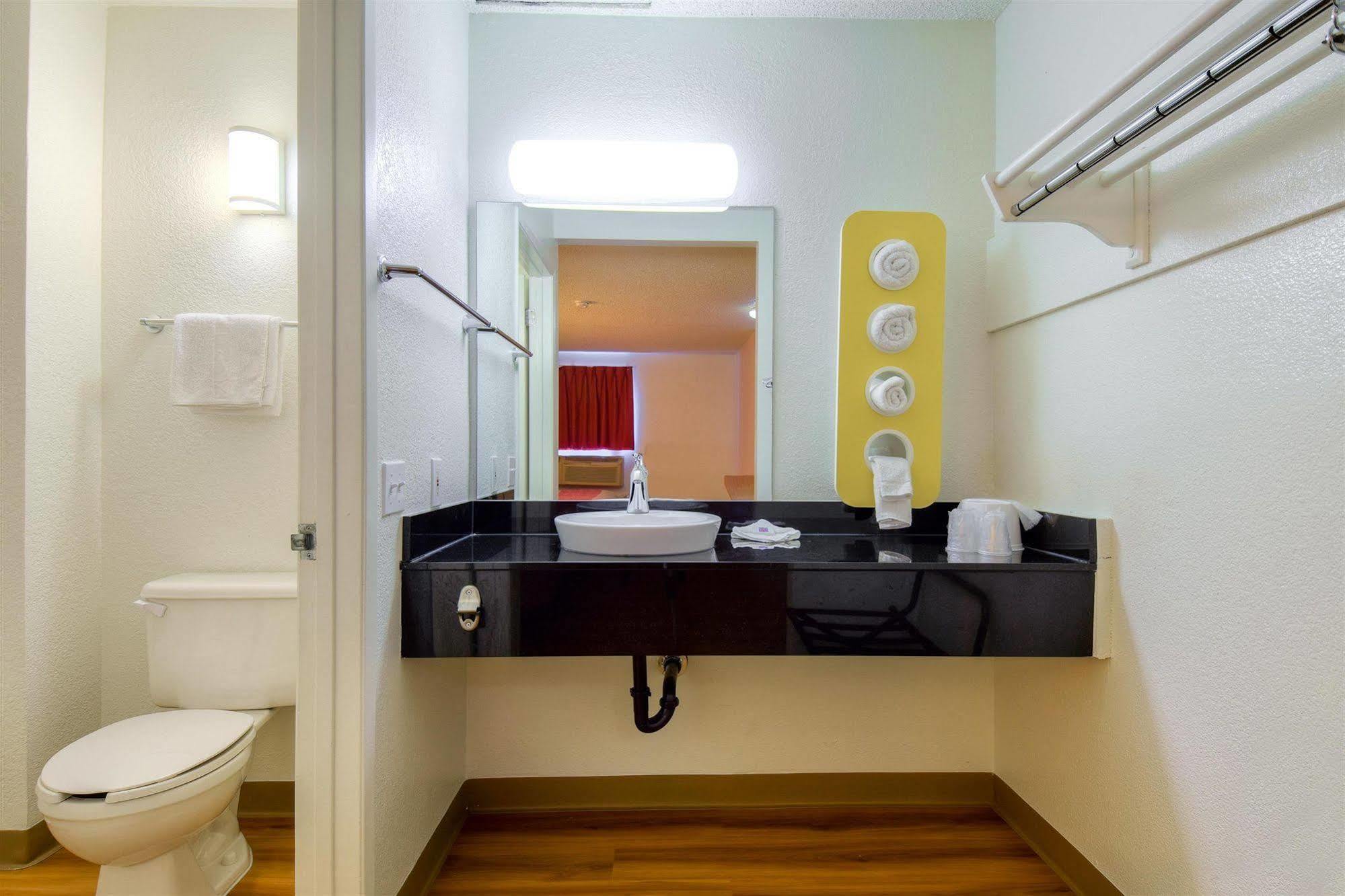 Motel 6-Harbor City, Ca - Los Angeles Карсон Экстерьер фото